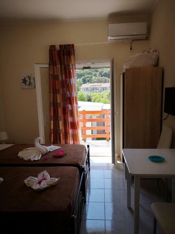 Apartment Alexis Armeno Маратіас Екстер'єр фото